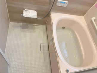 バスルームリフォーム 明るく使いやすい水まわり設備