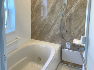 バスルームリフォーム 断熱材×内窓で冬も安心のバスルーム